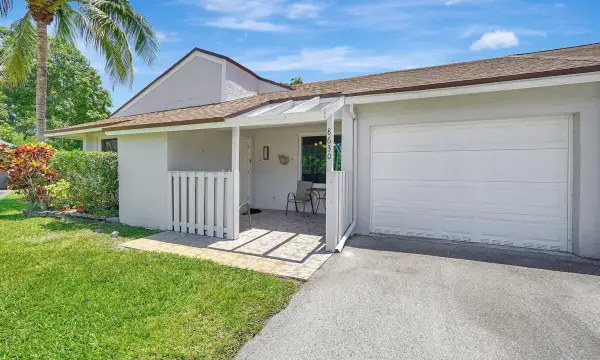 8630 Bridle Path Court 207, Davie, FL 33328