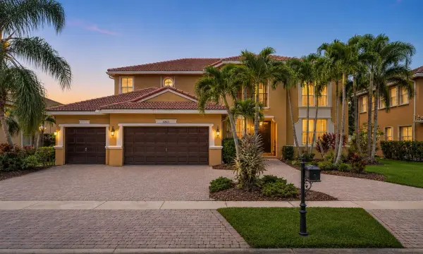 10671 Cypress Lakes Preserve Drive, Lake Worth, FL 33449