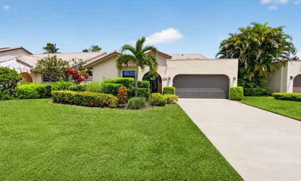 7658 Solimar Circle, Boca Raton, FL 33433