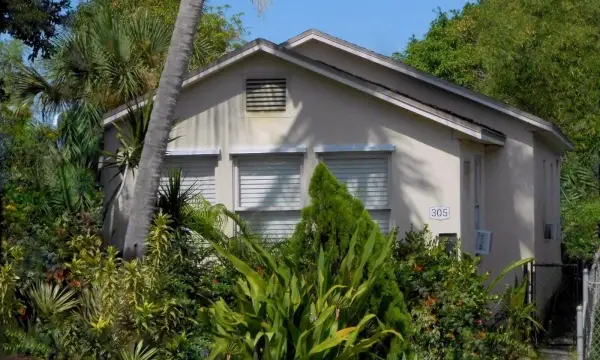 305 S F Street, Lake Worth Beach, FL 33460