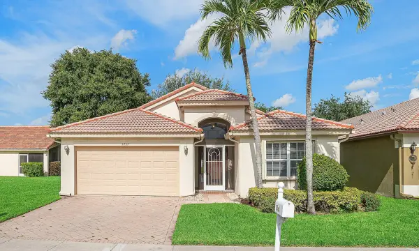 5737 Royal Club Drive, Boynton Beach, FL, 33437