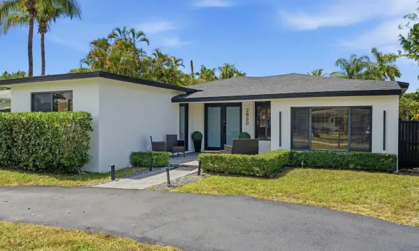 2860 Monroe Street, Hollywood, FL 33020