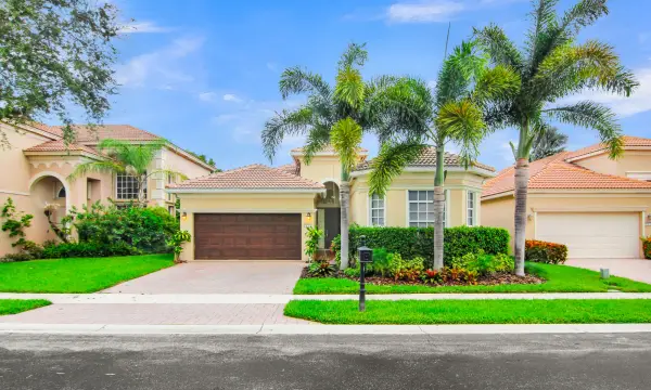 5816 Via De La Plata Circle, Delray Beach, FL 33484