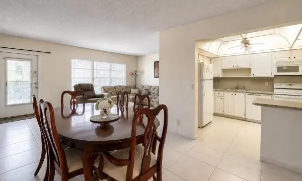 307 Greenbrier B, West Palm Beach, FL 33417