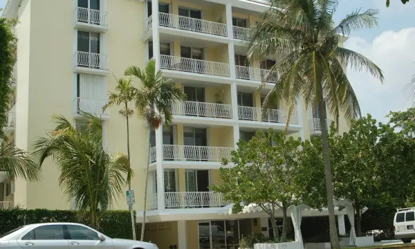 170 Chilean Avenue 2a, Palm Beach, FL 33480