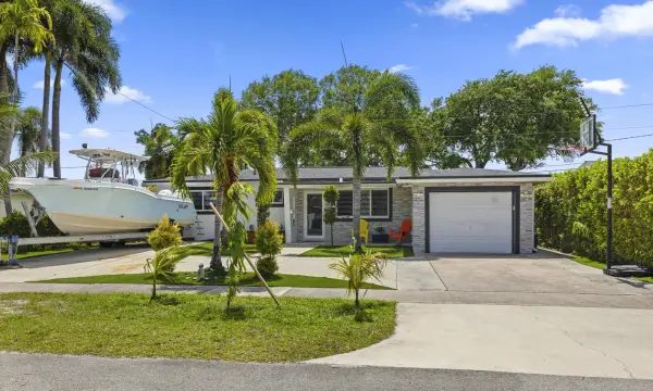 3230 Roosevelt Street, Hollywood, FL 33021
