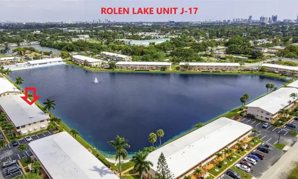 925 SW 11th Avenue Unit J17, Hallandale Beach, FL 33009