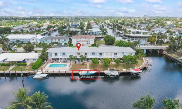 2500 NE 36th Street 5, Lighthouse Point, FL 33064