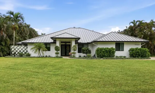 15320 Softwood Court, Wellington, FL 33414