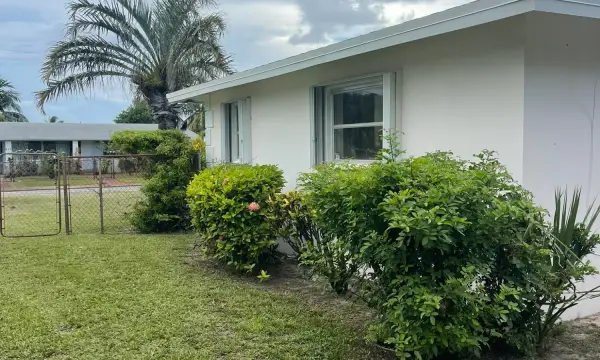 920 NW 3rd Street, Boynton Beach, FL 33435