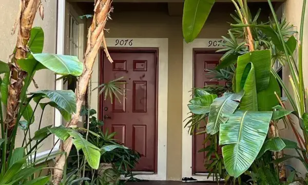 9076 Preston Place, Tamarac, FL 33321