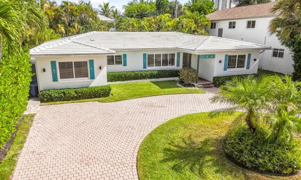 1182 Beach Road, Singer Island, FL 33404