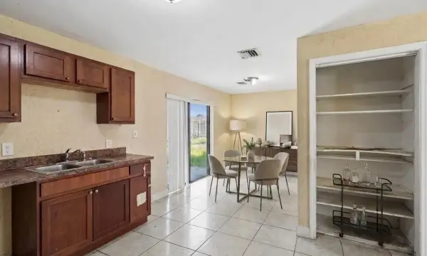 6516 SW 33rd Street, Miramar, FL 33023