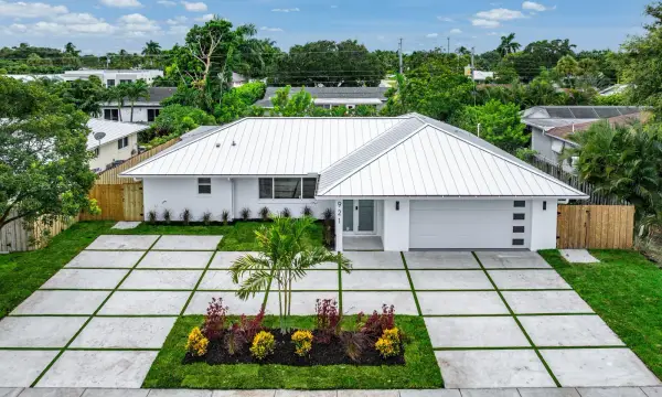 921 SW 11th Terrace, Boca Raton, FL 33486