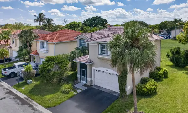 3151 NW 72nd Avenue, Margate, FL 33063