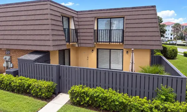 107 1st Way, West Palm Beach, FL 33407
