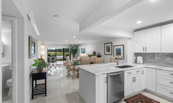 34 Stratford Lane W C, Boynton Beach, FL 33436