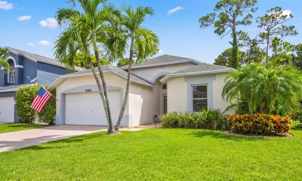 15049 Oak Chase Court, Wellington, FL 33414