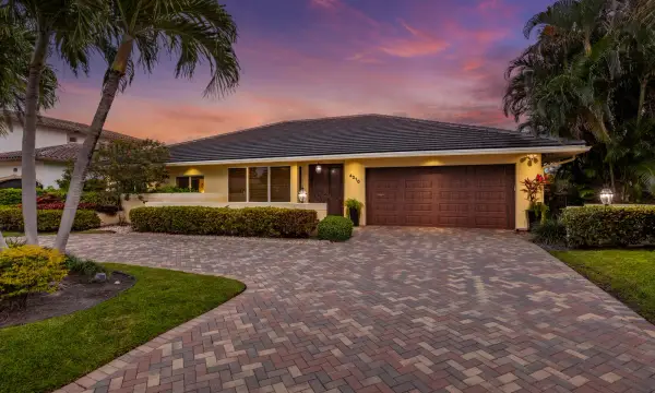 4210 NE 23rd Avenue, Lighthouse Point, FL 33064
