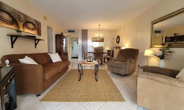 2901 NW 48th Avenue 461, Lauderdale Lakes, FL 33313