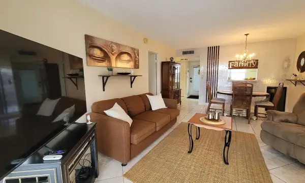 2901 NW 48th Avenue 461, Lauderdale Lakes, FL 33313