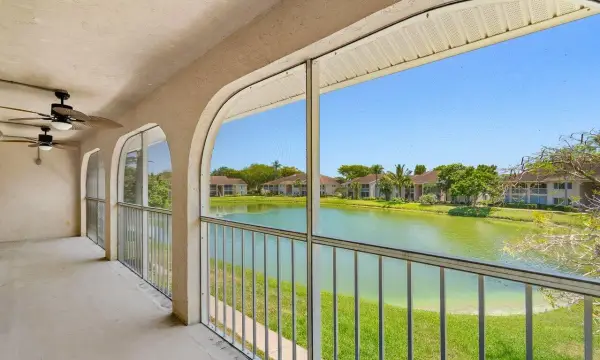 13770 Oneida Drive D2, Delray Beach, FL 33446