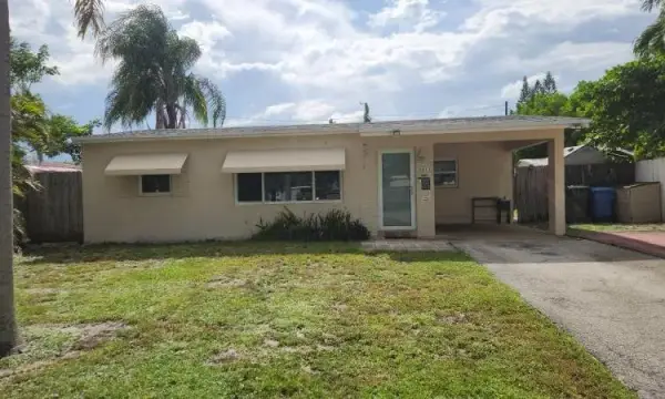5811 NE 6th Avenue, Oakland Park, FL 33334