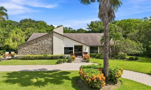 11601 SW 21st Court, Davie, FL 33325