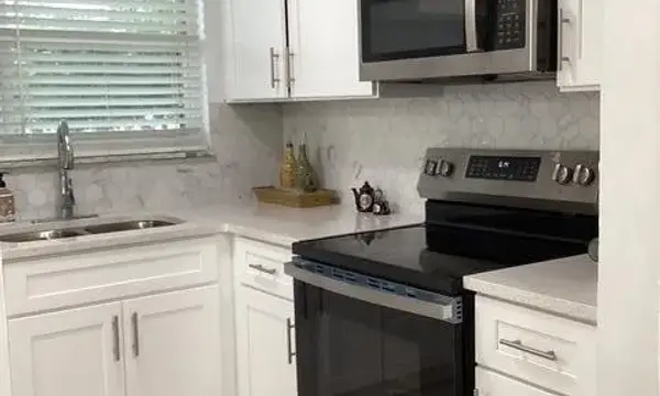 8300 Sunrise Lakes Boulevard 206, Sunrise, FL 33322