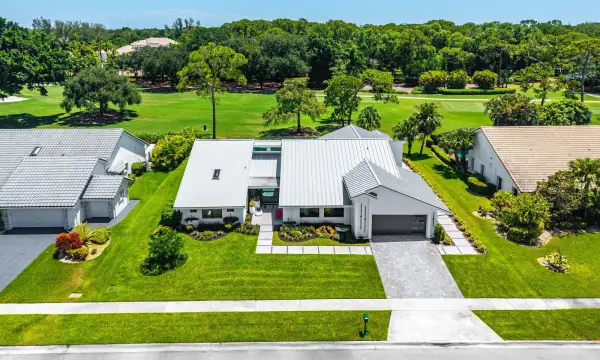 10574 Boca Woods Lane, Boca Raton, FL 33428