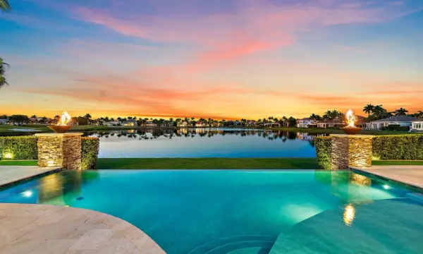 636 Hermitage Circle, Palm Beach Gardens, FL 33410