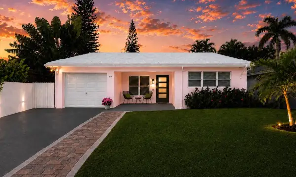 88 18th Avenue S, Lake Worth Beach, FL 33460
