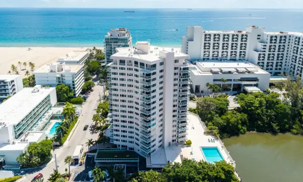 3000 Holiday Drive 502, Fort Lauderdale, FL 33316
