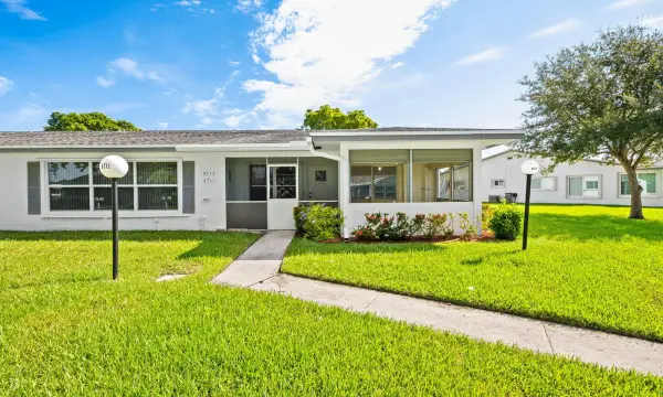 8711 NW 10th Street D101, Plantation, FL 33322