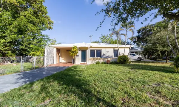 4720 N Andrews Avenue, Oakland Park, FL 33309