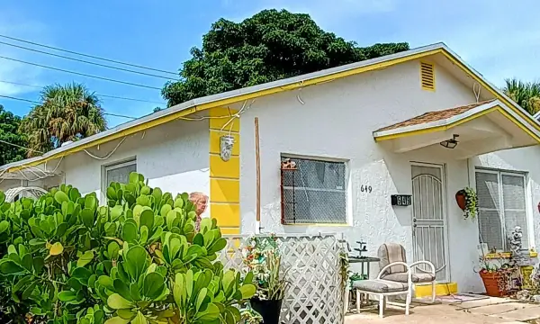 649 58th Street, West Palm Beach, FL 33407