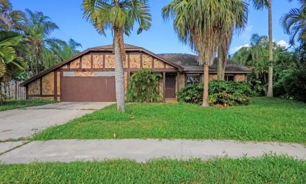 15801 W Wind Circle, Sunrise, FL 33326