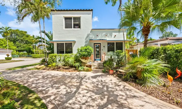 1555 Monroe Street, Hollywood, FL 33020