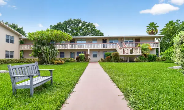 64 Upminster C 64, Deerfield Beach, FL 33442