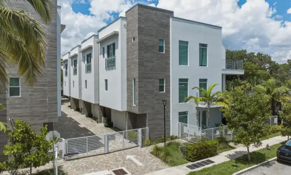 5 SE 11th Avenue, Fort Lauderdale, FL 33301
