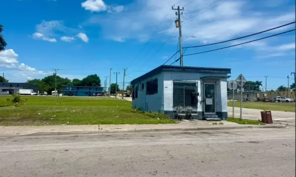 300 SW 5th Street, Belle Glade, FL 33430