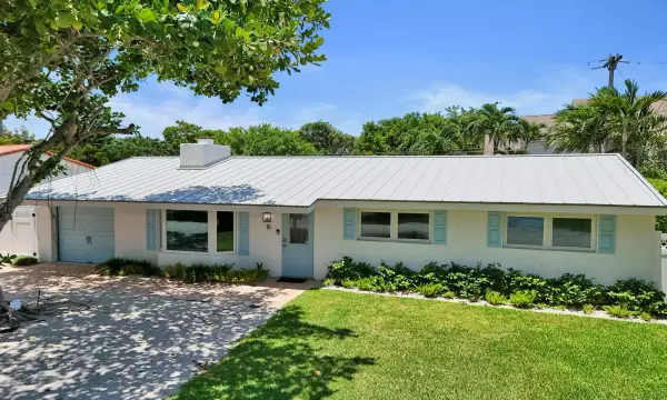 15 Hersey Drive, Ocean Ridge, FL 33435