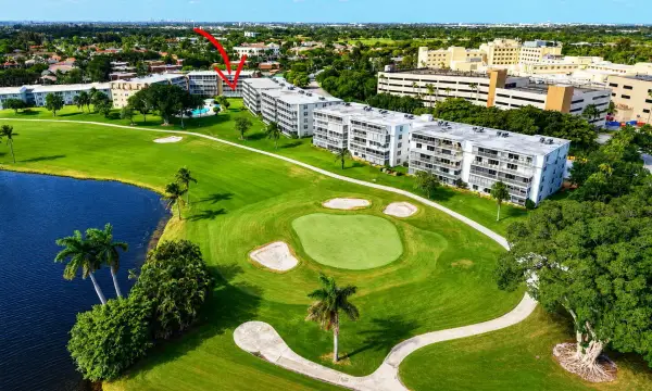 145 Atlantis Boulevard 202, Atlantis, FL 33462