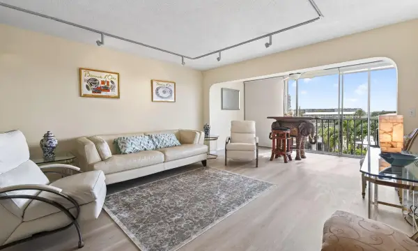 907 Marina Drive Unit 306, North Palm Beach, FL 33408