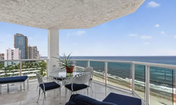 1430 S Ocean Boulevard 10-a, Lauderdale-by-the-sea, FL 33062
