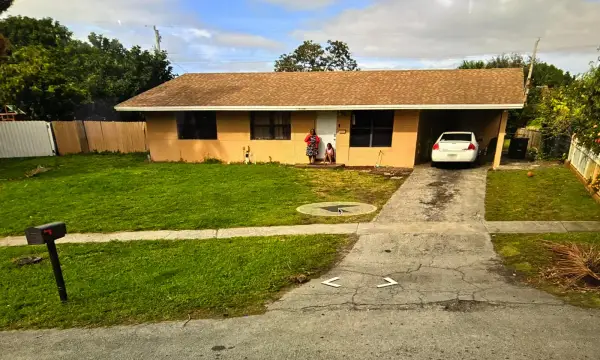 1655 44th Street, West Palm Beach, FL 33407
