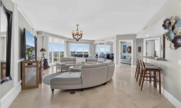 2700 N Ocean Drive 905b, Singer Island, FL 33404