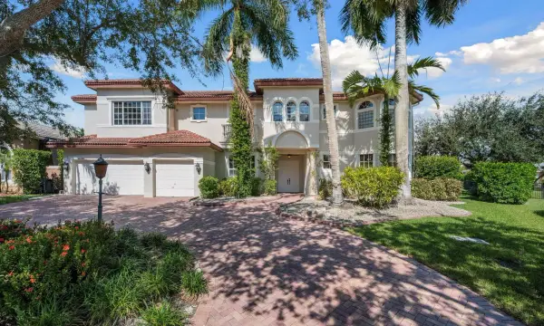 6162 NW 121st Avenue, Coral Springs, FL 33076