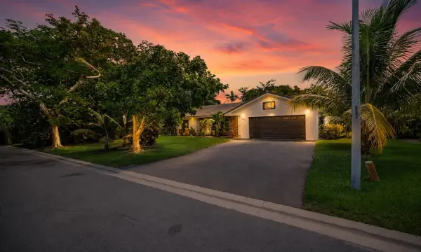 4203 NW 75th Avenue, Coral Springs, FL 33065