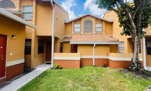 2491 NW 56th Avenue 103, Lauderhill, FL 33313